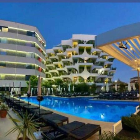 Thomas Luxury Apartment Navodari Bagian luar foto