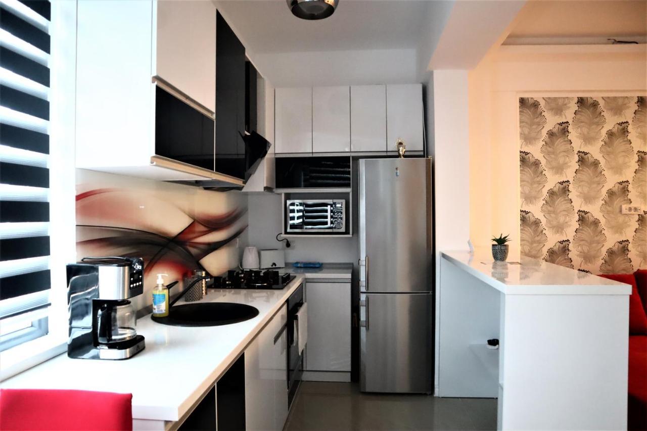 Thomas Luxury Apartment Navodari Bagian luar foto