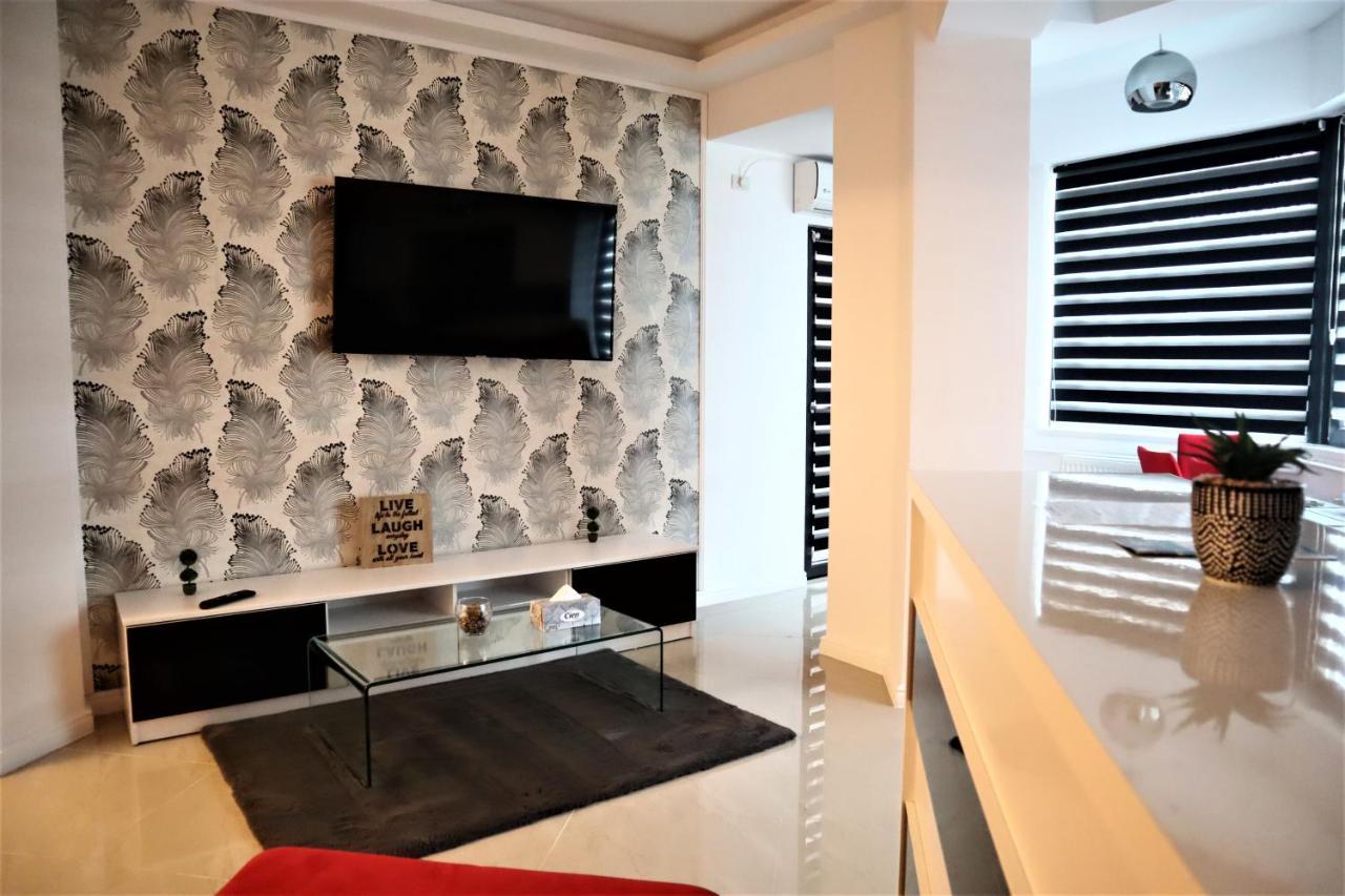 Thomas Luxury Apartment Navodari Bagian luar foto