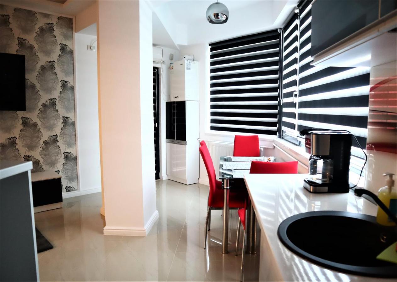 Thomas Luxury Apartment Navodari Bagian luar foto
