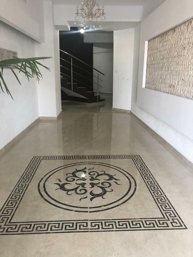 Thomas Luxury Apartment Navodari Bagian luar foto