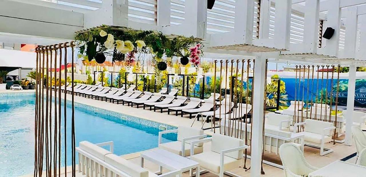 Thomas Luxury Apartment Navodari Bagian luar foto